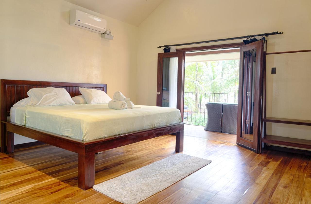 Hona Beach Hotel Доминикаль Экстерьер фото