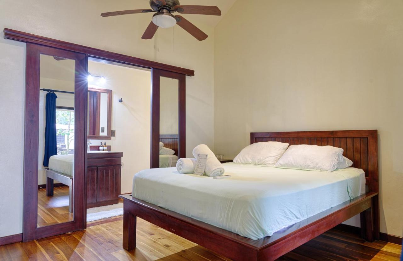 Hona Beach Hotel Доминикаль Экстерьер фото